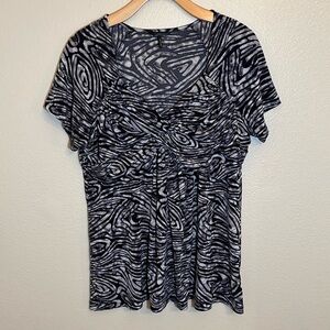Daisy Fuentes Grey Combo Short Sleeve Shirt